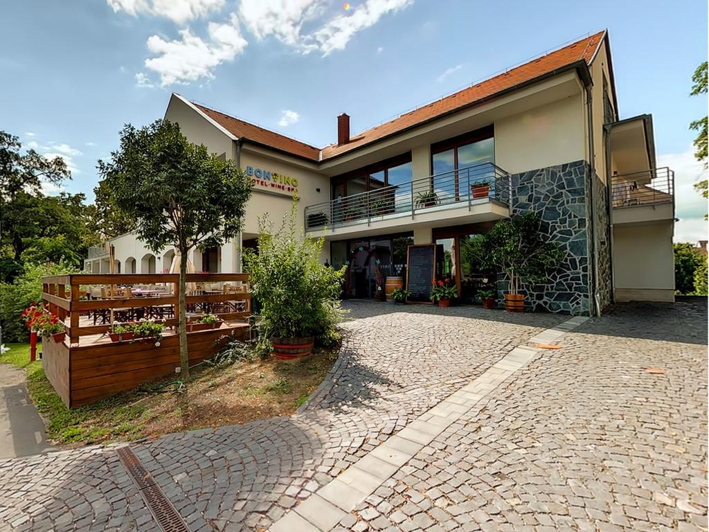 בדקסוניטומאי Hotel Bonvino Badacsony מראה חיצוני תמונה